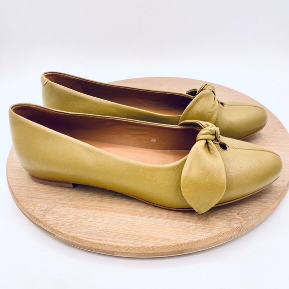 Anthropologie Shoes Womens 8.5 39 Green Leather Ballet Flats Bow - Picture 1 of 9